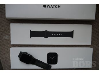 APPLE WATCH SE 40MM SPACE GRAY ALU BLACK SPORT BAND GPS