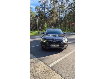 SKODA SUPERB 1.4 110 kW -16