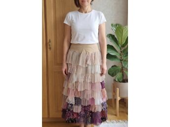 ROMANTILINE KIHILINE TÜLLSEELIK PITSIGA