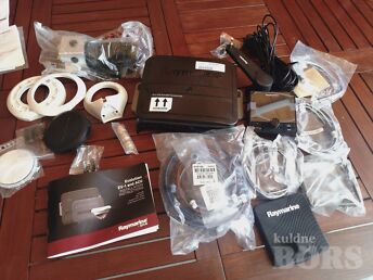 RAYMARINE EV-200 HÜDRAULILINE AUTOPILOOT