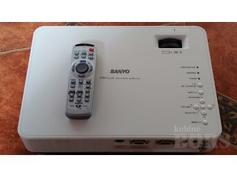 PROJEKTOR SANYO