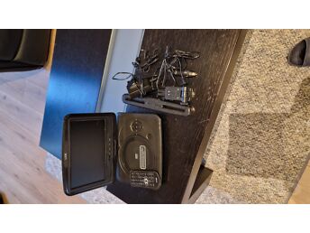 AUTO DVD/CD PLAYER