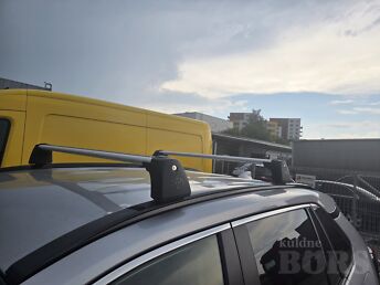 TOYOTA RAV 4 ORGINAAL KATUSERAAM