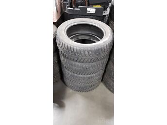 TALVEREHVID BRIDGESTONE NORANZA - 205/55 R16 - 6MM
