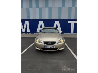 LEXUS IS 220 2.2 130 kW -06