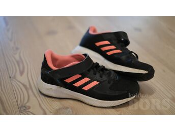 ADIDASE BOTASED
