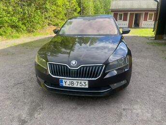 SKODA SUPERB 1.968 110 kW -16