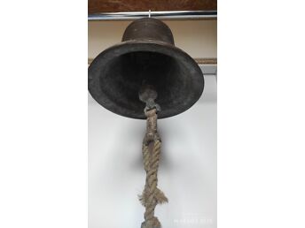 PRONKSIST TSAARIAEGNE LAEVAKELL 30X30 CM KAAL17,0 KG