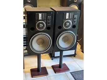JVC ZERO 5