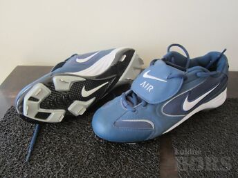 NIKE PUUTSAD NR.38