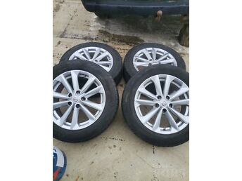 R17 5 114.3 NISSAN