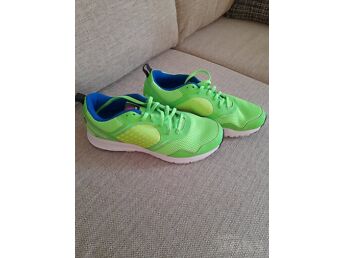 TREENINGUJALATS REEBOK