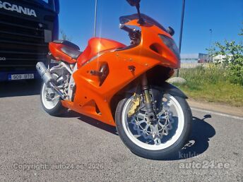 SUZUKI GSX-R 1000 118 kW -02
