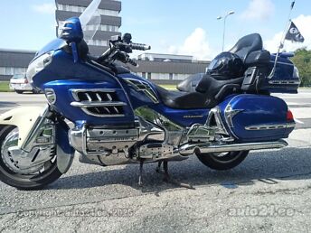 HONDA GOLD WING 81 kW -01