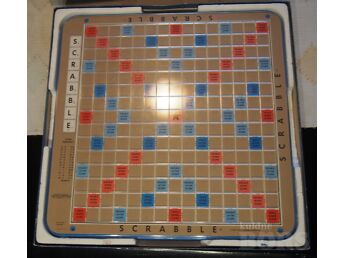 LAUAMÄNG SCRABBLE
