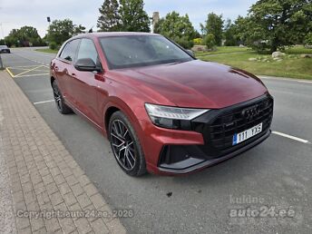 AUDI Q8 S-LINE 3.0 210 kW -23
