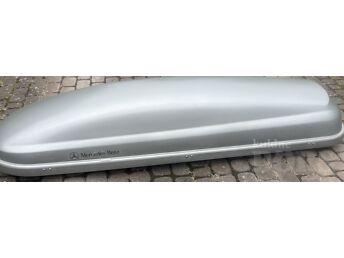MERCEDES BENZ ORIGINAAL  SUUSABOKS / KATUSEBOX