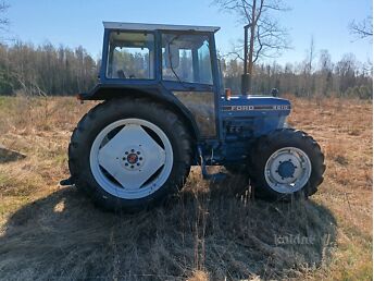 TRAKTOR FORD 4610