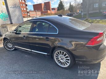 VOLVO S80 2.5 170 kW -10