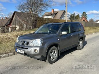 NISSAN X-TRAIL PLATINUM 6D 2.0 127 kW -09