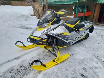 SKI-DOO MXZ X-RS 850 E-TEC 115KW 2000KM