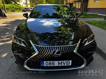 LEXUS ES 300H 2.5 131 kW -19