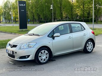 TOYOTA AURIS 1.6 91 kW -08