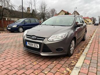 FORD FOCUS 1.0 74 kW -12