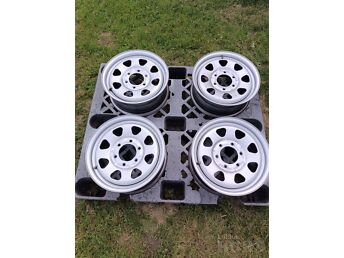 6X136,9 16" 6J NISSAN PICKUP D22  ORIGINAAL VELJED