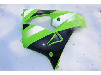 KAWASAKI NINJA ZX9R GONDLI VASAK KÜLG