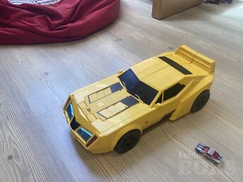 TRANSFORMER BUMBELBEE
