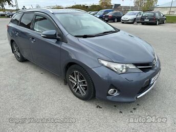 TOYOTA AURIS TOURING SPORTS 1.6 97 kW -14