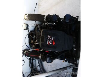 MERCRUISER KOMPLEKTNE MOOTOR