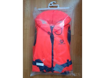 PÄÄSTEVEST UUS!! MARINEPOOL EN 395 100N (70–90 KG)