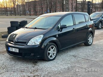 TOYOTA COROLLA VERSO DIESEL 2.2 130 kW -07