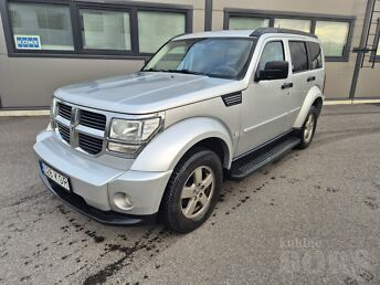 DODGE NITRO 2.8 130 kW -07