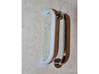 KÄETUGI SEINALE 30 CM