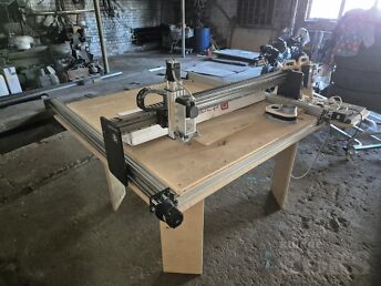 CNC FREES, FREESPINK, 1300X1270MM. Z-KÄIK CA 140MM