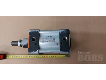 PNEUMAATILINE SILINDER
