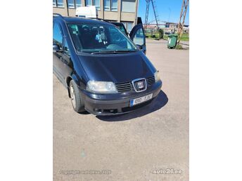 SEAT ALHAMBRA 2.0 103 kW -09