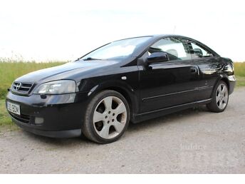 OPEL ASTRA COUPE 2.198 108 kW -02