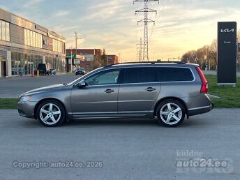 VOLVO V70 2.4 129 kW -10