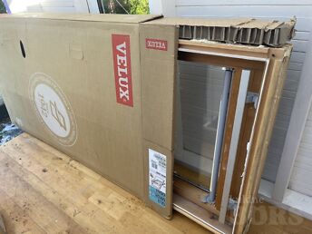 VELUX KATUSEAKNAD