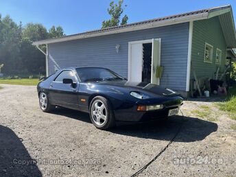 PORSCHE 928 928S 4.7 220 kW -82