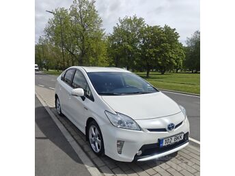 TOYOTA PRIUS 1.8 73 kW -13
