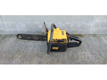 MOOTORSAAG PARTNER S55