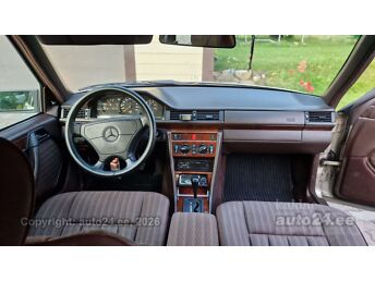MB E 300 TURBO 3.0 108 kW -92