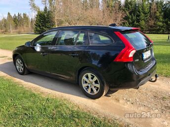 VOLVO V60 D3 2.0 120 kW -11
