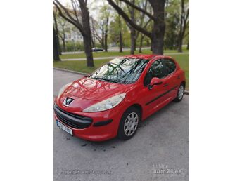 PEUGEOT 207 1.4 50 kW -07