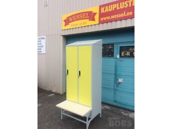 GARDEROOBIKAPP KAHE UKSEGA JA PINGIGA